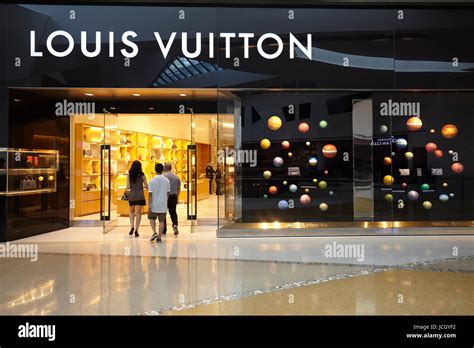 louis vuitton caesars palace